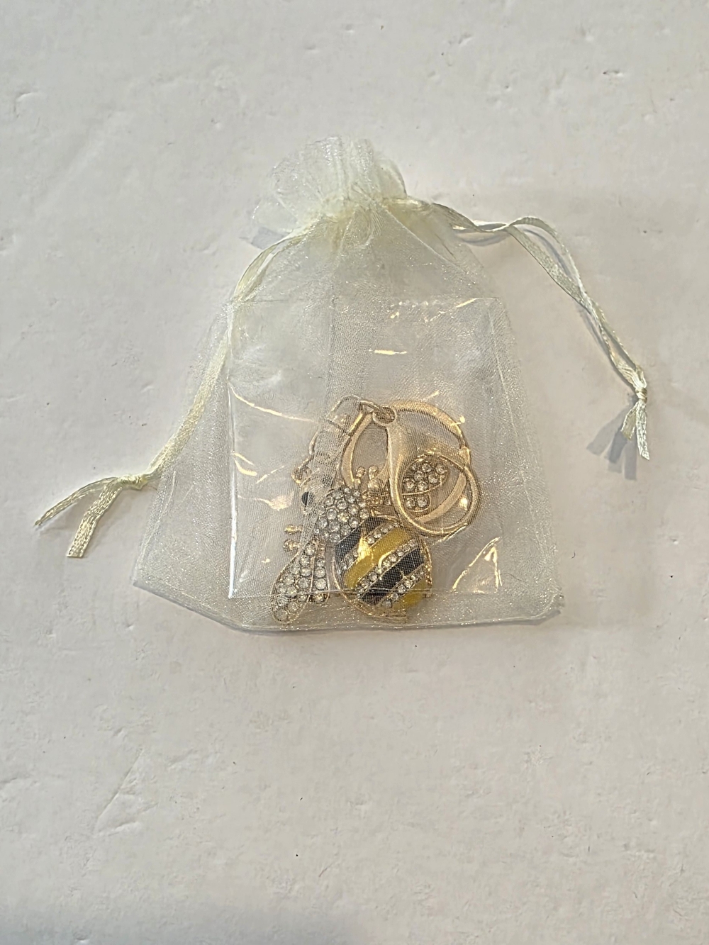Rhinestone Bumble Bee Keychain Yellow Black Gold Bag Purse Charm Bling Boho Y2K - Picture 5 of 6